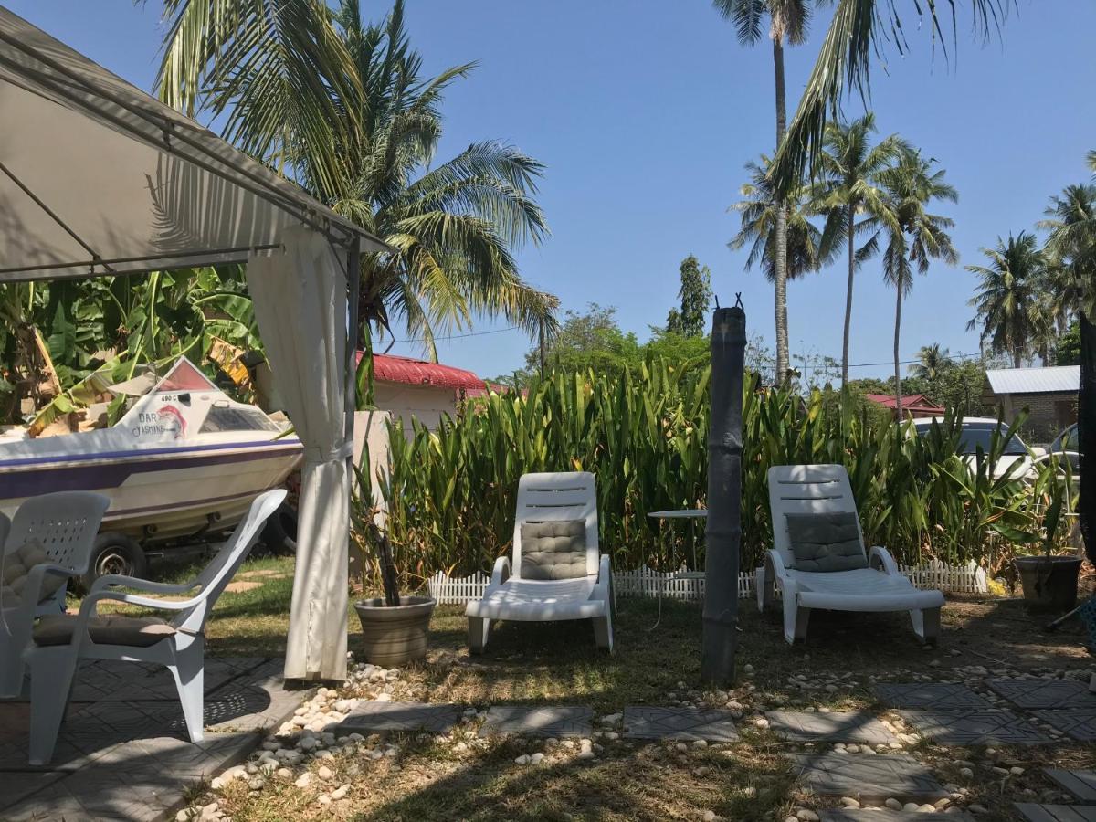 Dar Yasmine Motel Pantai Cenang  Exterior photo